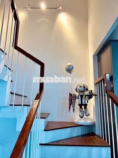 CHO THUÊ NHÀ MỚI ĐẸP HẺM XE TẢI ĐƯỜNG PHẠM VĂN BẠCH ◇ CỘNG HÒA TB