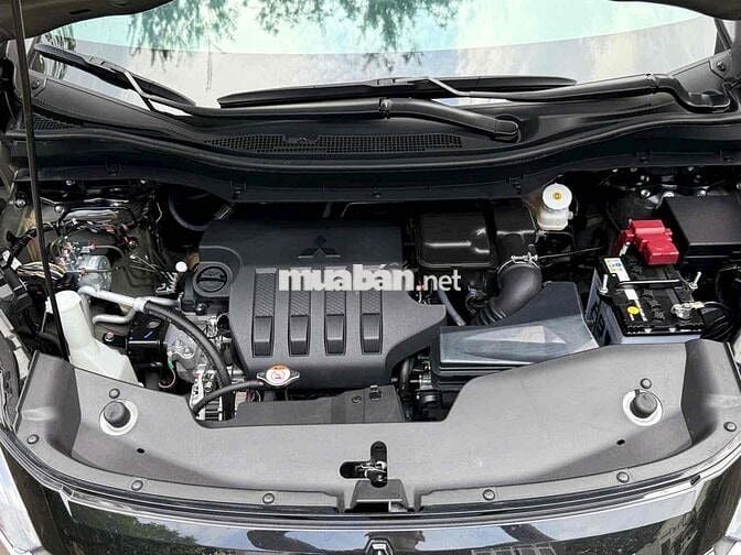 Mitsubishi Xpander 2024 Premium Đen 24.500 km