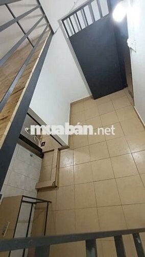 Phòng trọ có máy lạnh giá rẻ gần chợ Thạch Đà - Phạm Văn Chiêu