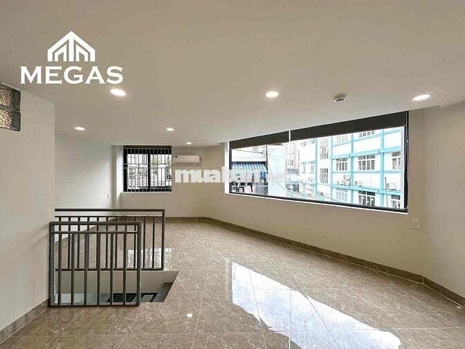 TRỐNG SẴN 1 CĂN KIOT VỪA Ở VỪA KINH DOANH MẶT TIỀN ĐƯỜNG TRƯỜNG HỌC