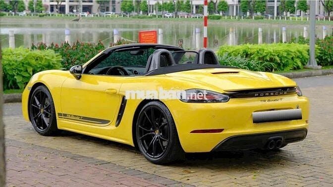 Cần Bán chiếc Porsche 718 Boxster T sx2021