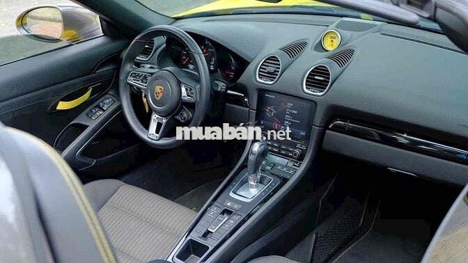 Cần Bán chiếc Porsche 718 Boxster T sx2021