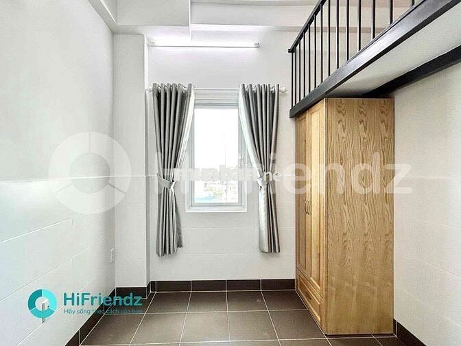 Duplex cửa sổ trời siêu thoáng Tô Hiệu gần Đầm Sen, trống vào ở ngay