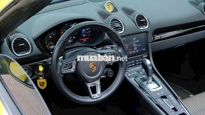 Cần Bán chiếc Porsche 718 Boxster T sx2021