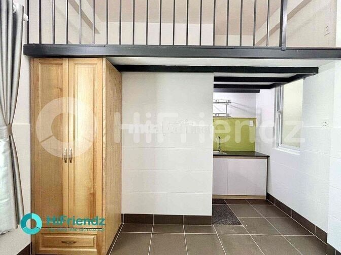 Duplex cửa sổ trời siêu thoáng Tô Hiệu gần Đầm Sen, trống vào ở ngay