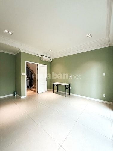 NGUYỄN TRÃI Q1, HXH MỘT TRỤC- 60m2 ( 4.5x13.5m) 4 TẦNG ĐẸP Ở NGAY