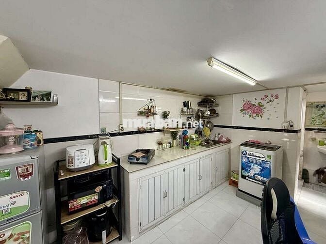 HÀNG HIẾM.  Thống nhất, Ngay căn góc, sổ vuông, 29m2 trệt lầu nhỉnh 2T