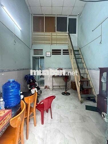 nhà sổ Hồng Riêng . Vay Ngân hàng Đường thông mua bán