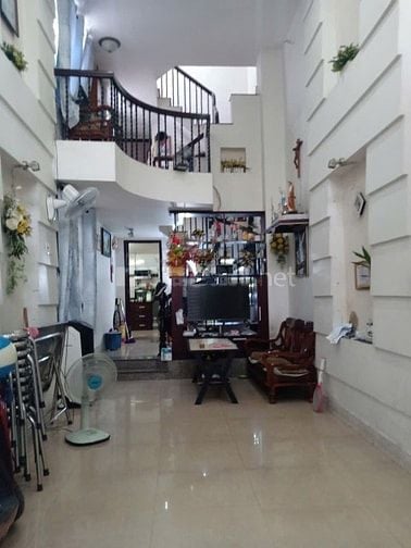 BÁN NHÀ HẺM XE TẢI ĐƯỜNG NGUYỄN KIỆM PN