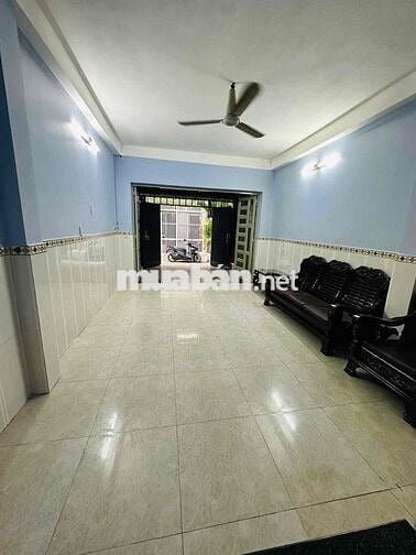 HH 1%. Bán Nhà 65m2. trệt 3 tầng. 4 phòng. chỉ 6.65tỷ. Lê Văn Thọ p11