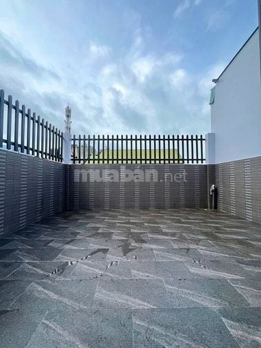 Bán nhà đường 160 Lã Xuân Oai , Tăng Nhơn Phú A , Quận 9