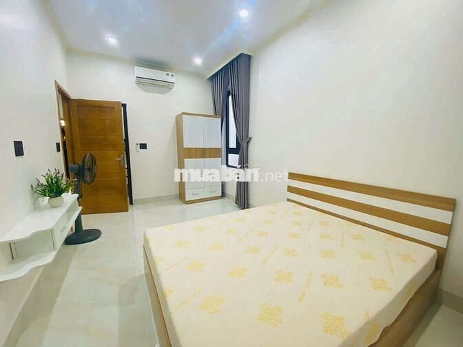 Cho thuê biệt thự hồ bơi 4PN view biển full nội thất mới đẹp