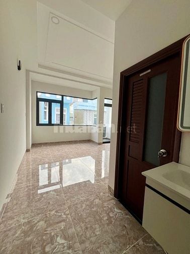 Bán nhà đường 160 Lã Xuân Oai , Tăng Nhơn Phú A , Quận 9