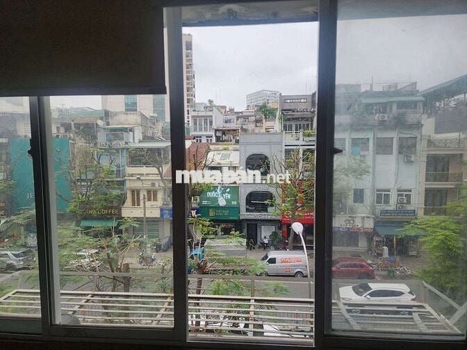 Cho thuê phòng trọ Trần Hưng Đạo,Q1,dtsd 30m2,lầu 2, NTCB giá 5tr.