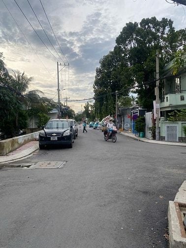 Hẻm xe tải lớn đường 38,giá tốt chưa từng có, tiện xây CHDV, biệt thự