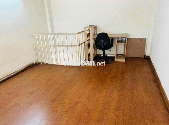 Cho thuê nhà nguyên căn, hẻm xe hơi