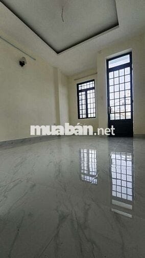 Cho thuê nhà mới lô góc mát mẻ. 3 tầng 4pn 10tr tháng tại linh xuân