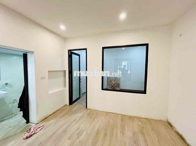 🏠 HIẾM-NHANH TAY- CĂN HỘ TẬP THỂ LÔ GÓC–LÕI ĐỐNG ĐA - NHÀ MỚI - Ở NGAY