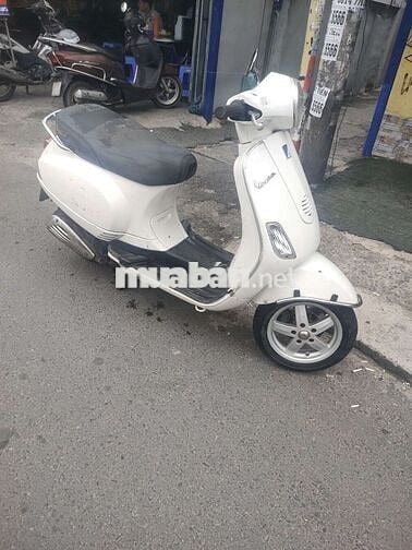 Piaggio Vespa màu Trắng