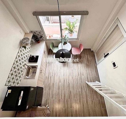 CHO THUÊ PHÒNG GÁC CỬA SỔ BAN CÔNG GẦN UTH, FTU2, HUTECH