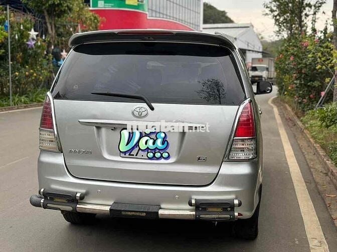 Toyota Innova 2009 - 181818 km