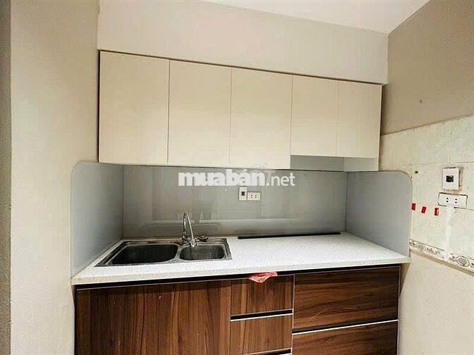 Bán tầng 2 tập thể ngõ 42 Trần Cung, Ngã tư Hoàng Quốc Việt, 65m2,