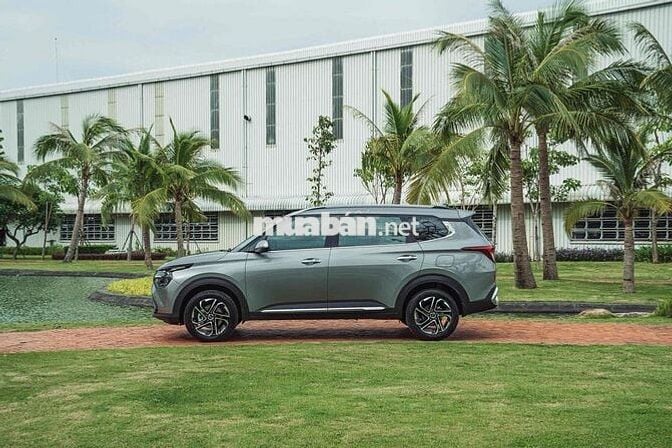 Kia Carens 2025 1.5G Luxury Trắng - Xe Sẵn Giao