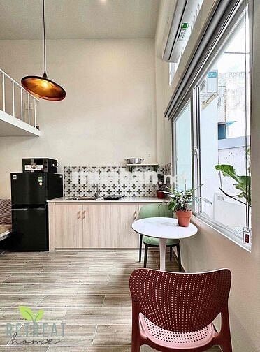 CHO THUÊ PHÒNG GÁC CỬA SỔ BAN CÔNG GẦN UTH, FTU2, HUTECH