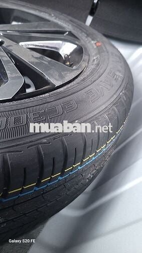 Toyota Raize 2024 màu trắng ngọc trai