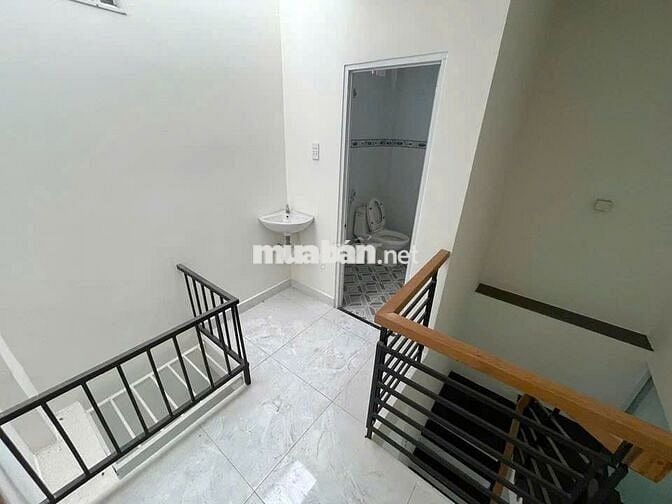 Nhà 1 lầu 4 x15m, 2 PN hẻm Nguyễn văn quá giá 4,2 tỷ tl