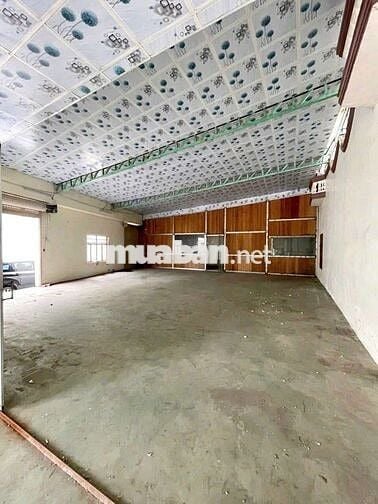 Cho thủe nhà kẻt hợp làm kho văn phòng