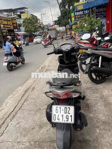 Honda Vision màu Bạc