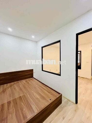 🏠 HIẾM-NHANH TAY- CĂN HỘ TẬP THỂ LÔ GÓC–LÕI ĐỐNG ĐA - NHÀ MỚI - Ở NGAY