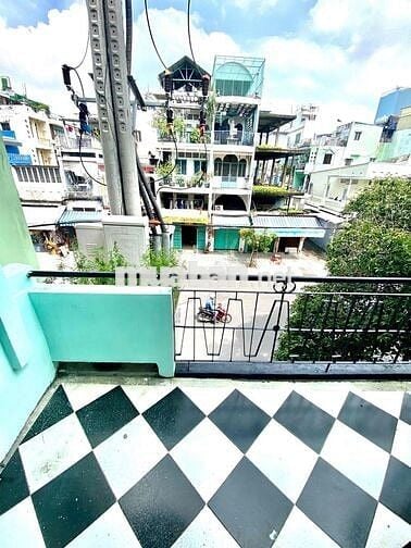 Studio ban công cao cấp mặt tiền Hàn Hải Nguyên