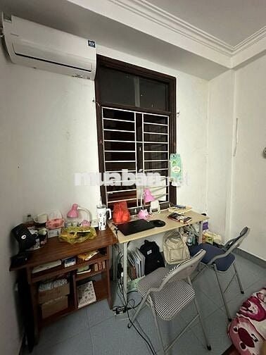 Phòng 30m2 ở 250 Tân Mai, Hoàng Mai Vệ sinh khép kín Điện nước giá dân