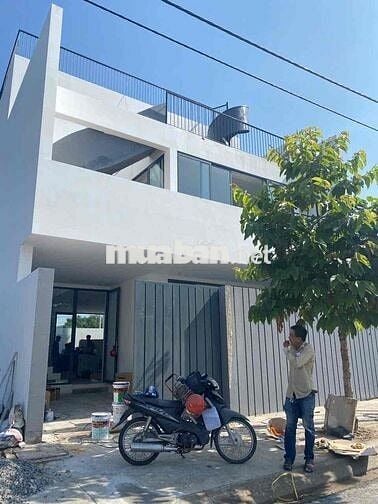 Bán nhà đất nền long hậu khu dân cư sài gòn village