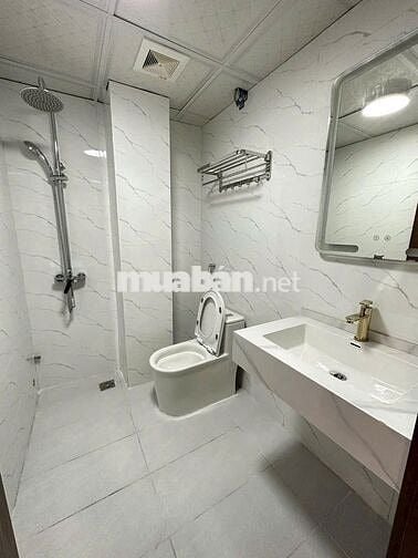 Nhà tôi cho thuê nhà căn góc mới, Duy Tân, thang máy; 127m2* 4T- 40Tr