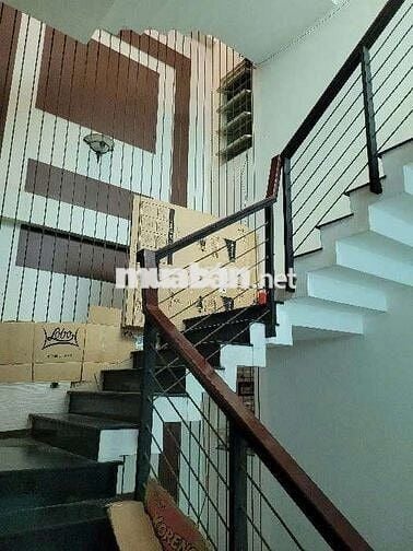 LÔ GÓC 4 TẦNG DT KHỦNG 160M2 THU NHẬP 80TR/THÁNG, CHỈ CÒN 1 CĂN TẠI Q4