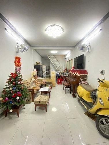 CHO THUÊ NHÀ NC HẺM 307/ NGUTÊN VĂN KHỐI F8 GO VÂP