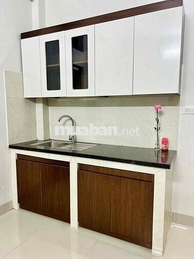 NGAY ĐỐI DIỆN DHQG - BÃI OTO 100m - PHÒNG 1N1K siêu rông siêu thoáng