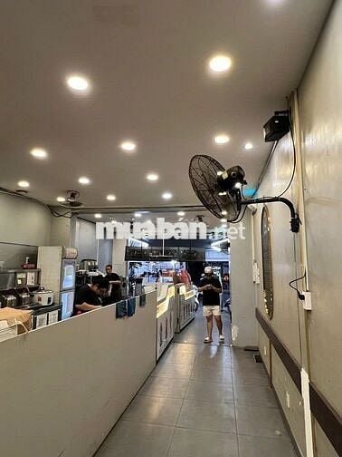 Nhà Nguyễn Văn Khối Khu Ẩm Thực Làng Hoa 5mX30m