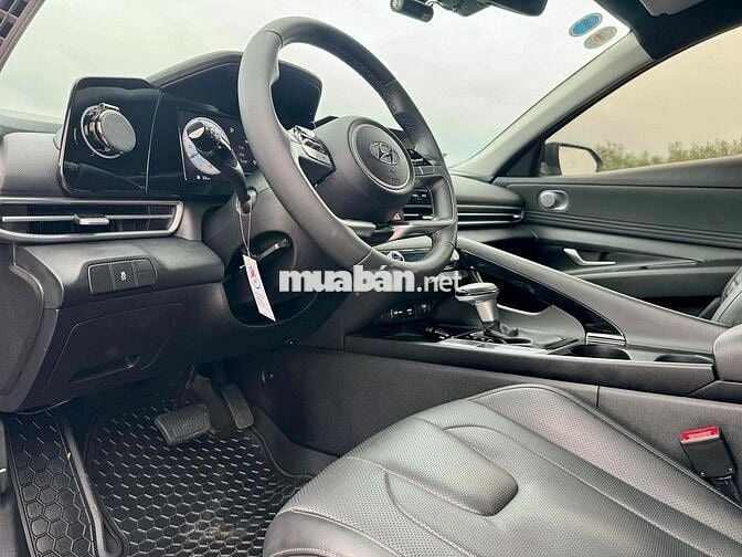 Hyundai Elantra 2022 1.6 AT Đặc biệt - 20000 km