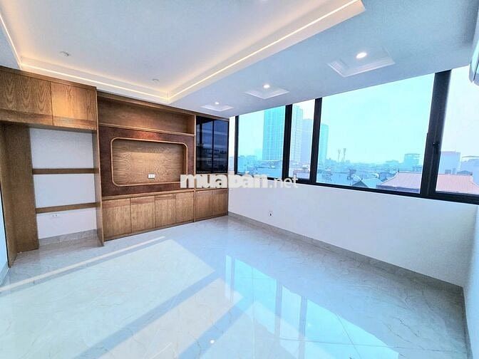 Bán Nhà Trịnh Đình Cửu, 8.5 tỉ, DT 27 m2, 4 tầng. Ô tô đỗ cửa