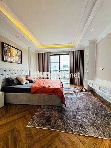 Bán Nhà Trịnh Đình Cửu, 8.5 tỉ, DT 27 m2, 4 tầng. Ô tô đỗ cửa