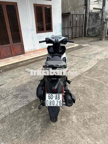 AB 4val 2025 3.900km chính chủ 60 có bán trả góp