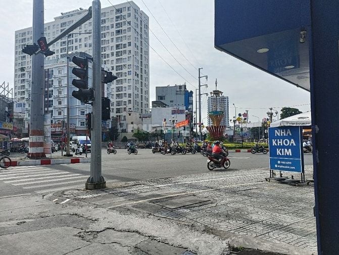 CC bán 8 lô đất đường Hoà Bình - SH riêng - Giá F0 - Hàng khan hiếm 