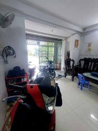 Vị Trí Đẹp, Giá Tốt, 02 Tầng, DT 4x15m