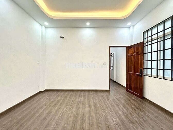 Nguyễn Duy Dương - Phường 3
( Hoà Hưng Mới )