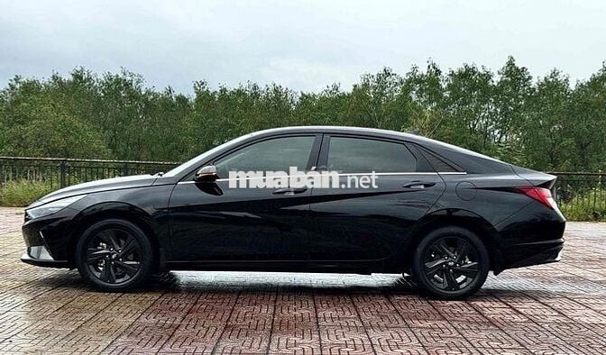 Hyundai Elantra 2022 1.6 AT Đặc biệt - 20000 km