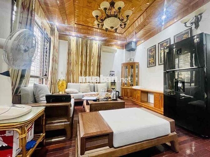 Chính chủ bán nhà Phố Đại Từ, lô góc, ô tô đỗ, có một không hai, 40m2